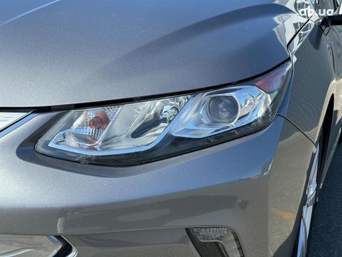 Chevrolet Volt 2018 серый - фото 14