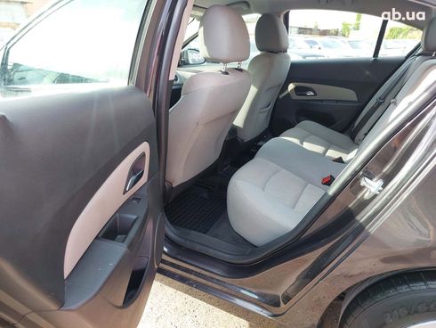 Chevrolet Cruze 2015 серый - фото 12