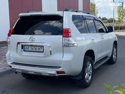 Toyota Land Cruiser 2010 - фото 9