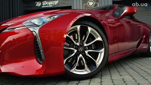 Lexus LC 2017 - фото 10