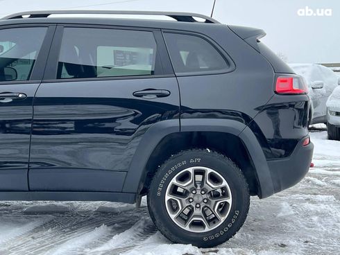 Jeep Cherokee 2019 черный - фото 11