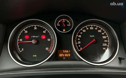 Opel Zafira 2012 - фото 10