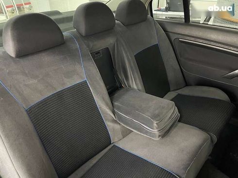 Skoda Superb 2006 - фото 27