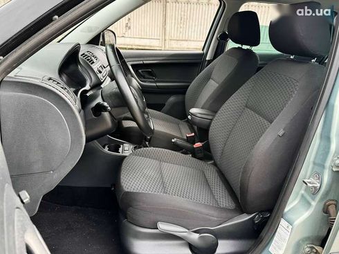 Skoda Fabia 2011 - фото 18