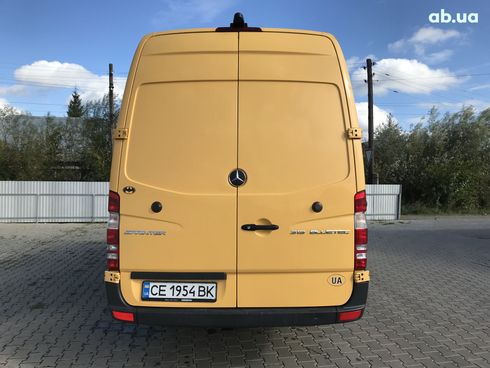 Mercedes-Benz Sprinter 2014 желтый - фото 7