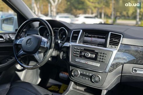 Mercedes-Benz M-Класс 2013 - фото 27