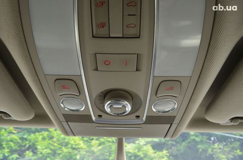 Audi Q7 2011 белый - фото 15