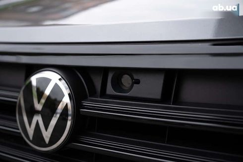 Volkswagen Touareg 2023 - фото 8