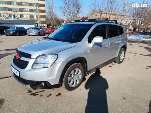 Chevrolet Orlando 2012 серебристый - фото 3