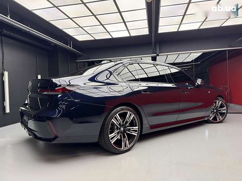 BMW 7 серия 2023 - фото 17
