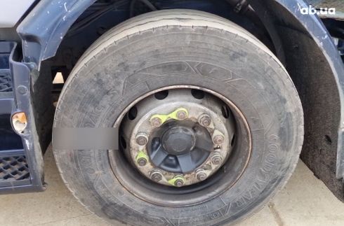 Volvo 320 2010 - фото 19