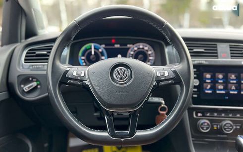 Volkswagen e-Golf 2019 - фото 11