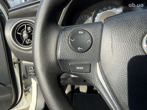 Toyota Corolla 2017 - фото 15
