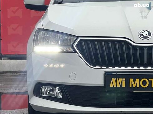 Skoda Fabia 2021 - фото 7