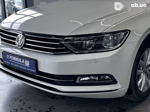 Volkswagen Passat 2017 - фото 8