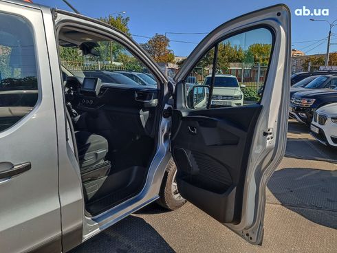 Renault Trafic 2022 серый - фото 10