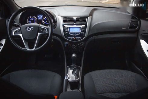 Hyundai Accent 2012 - фото 13