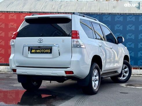 Toyota Land Cruiser Prado 2013 - фото 7