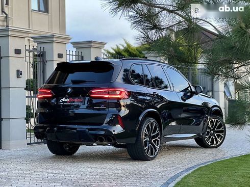 BMW X5 M 2022 - фото 18