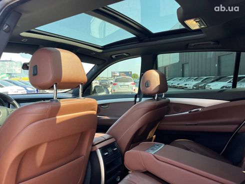 BMW 5 серия 2013 белый - фото 34
