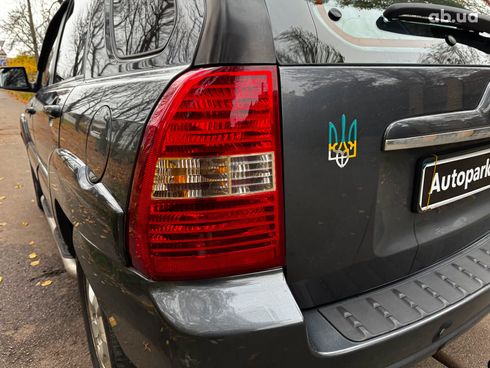 Kia Sportage 2008 серый - фото 9