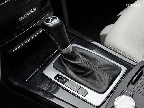 Mercedes-Benz E-Класс 2010 черный - фото 22