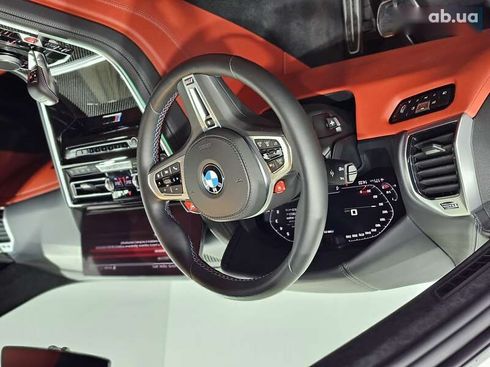 BMW M8 Gran Coupe 2023 - фото 27