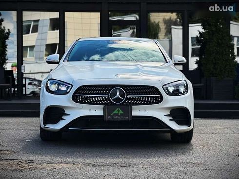 Mercedes-Benz E-Класс 2022 - фото 2