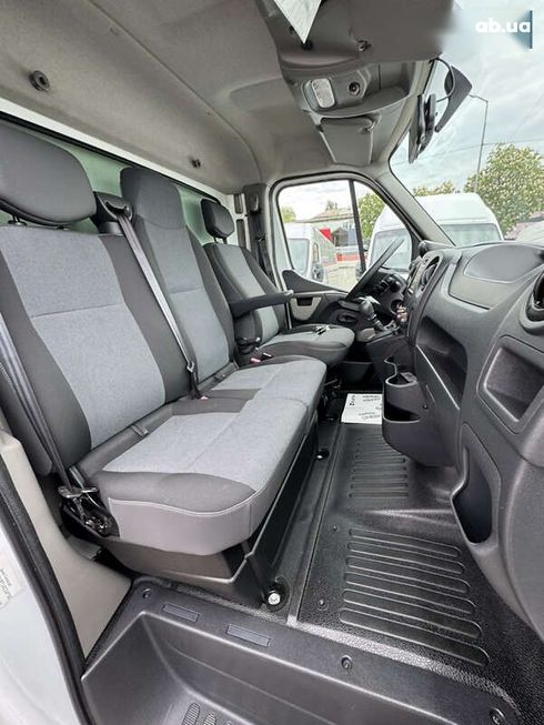 Renault Master 2018 - фото 26