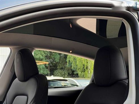 Tesla Model Y 2024 - фото 11
