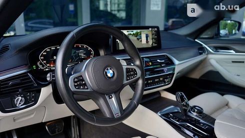 BMW 5 серия 2020 - фото 30