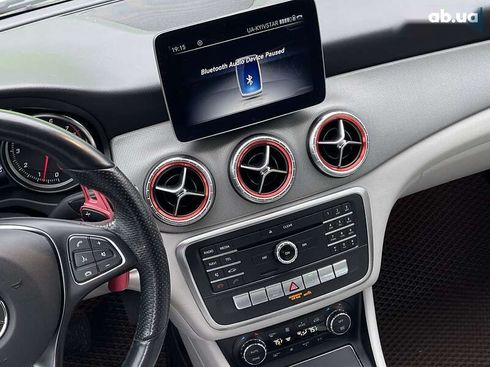 Mercedes-Benz CLA-Класс 2019 - фото 29