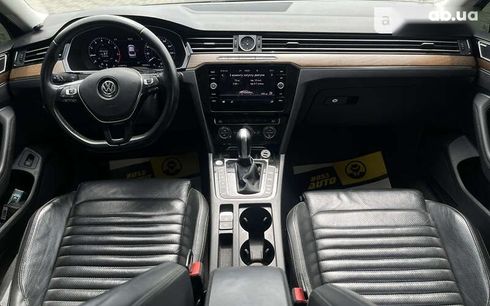 Volkswagen Passat 2017 - фото 14