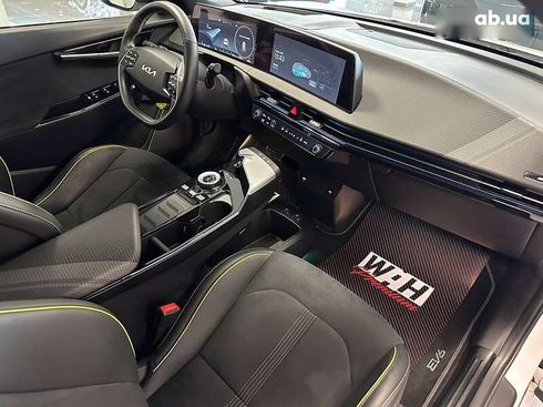 Kia EV6 2023 - фото 17