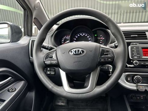 Kia Rio 2017 - фото 30