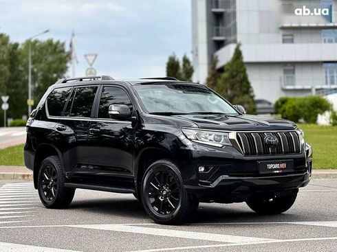 Toyota Land Cruiser Prado 2021 - фото 11