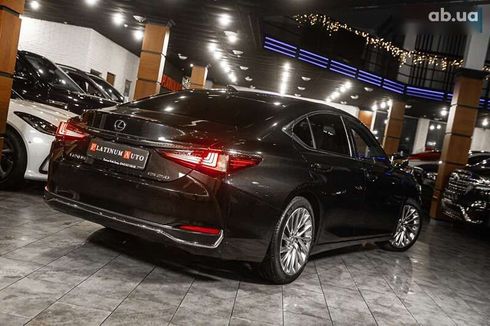 Lexus ES 2019 - фото 7