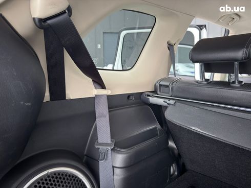 Mitsubishi Outlander 2016 белый - фото 36