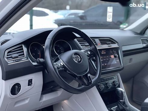 Volkswagen Tiguan 2019 - фото 25
