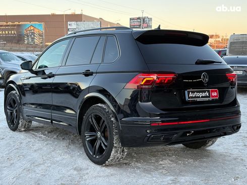 Volkswagen Tiguan 2020 черный - фото 10