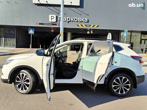 Nissan Qashqai 2019 - фото 12
