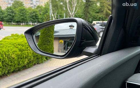 Audi SQ8 e-tron 2023 - фото 30