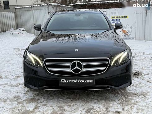 Mercedes-Benz E-Класс 2018 - фото 3