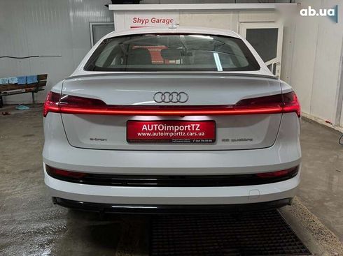 Audi E-Tron 2021 - фото 17