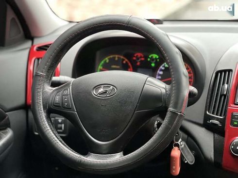 Hyundai i30 2011 - фото 14