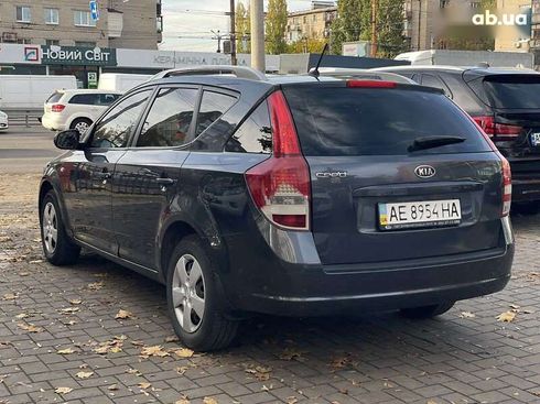 Kia Cee'd 2012 - фото 10