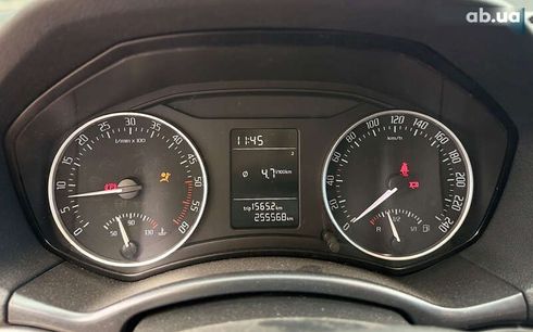 Skoda Octavia 2012 - фото 17