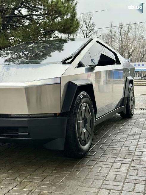 Tesla Cybertruck 2024 - фото 7