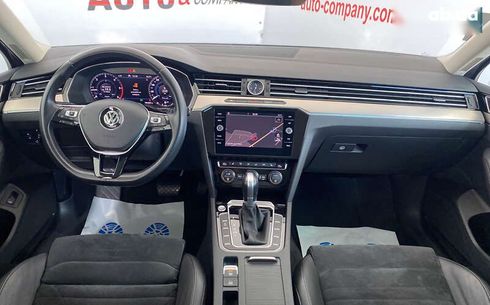 Volkswagen Passat 2018 - фото 12
