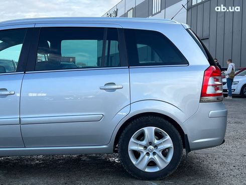 Opel Zafira 2012 серый - фото 5